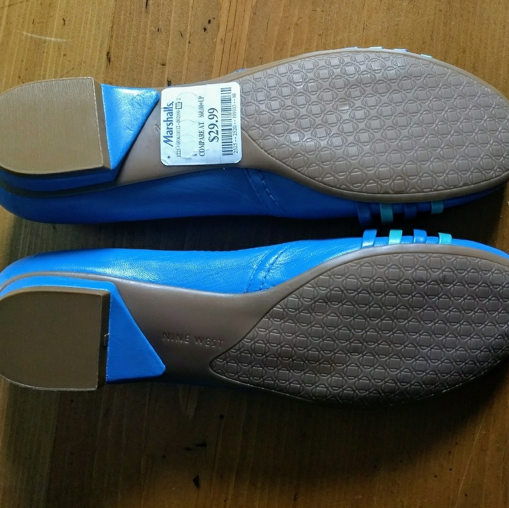 Womens Nine West flats blue with buckles - Picture 3 of 4